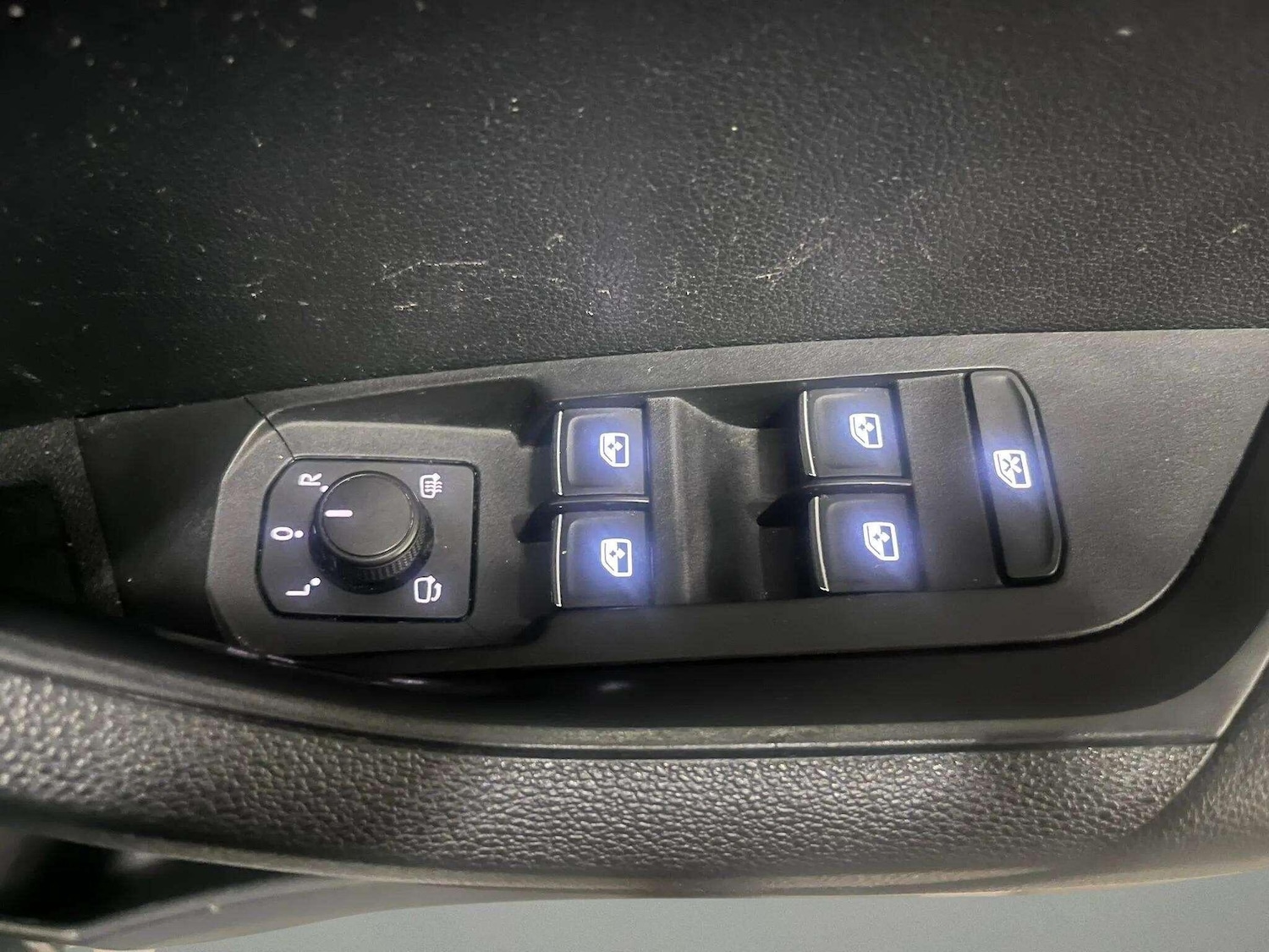 Used Skoda Karoq 2019 for sale - 76388046: Photo 45