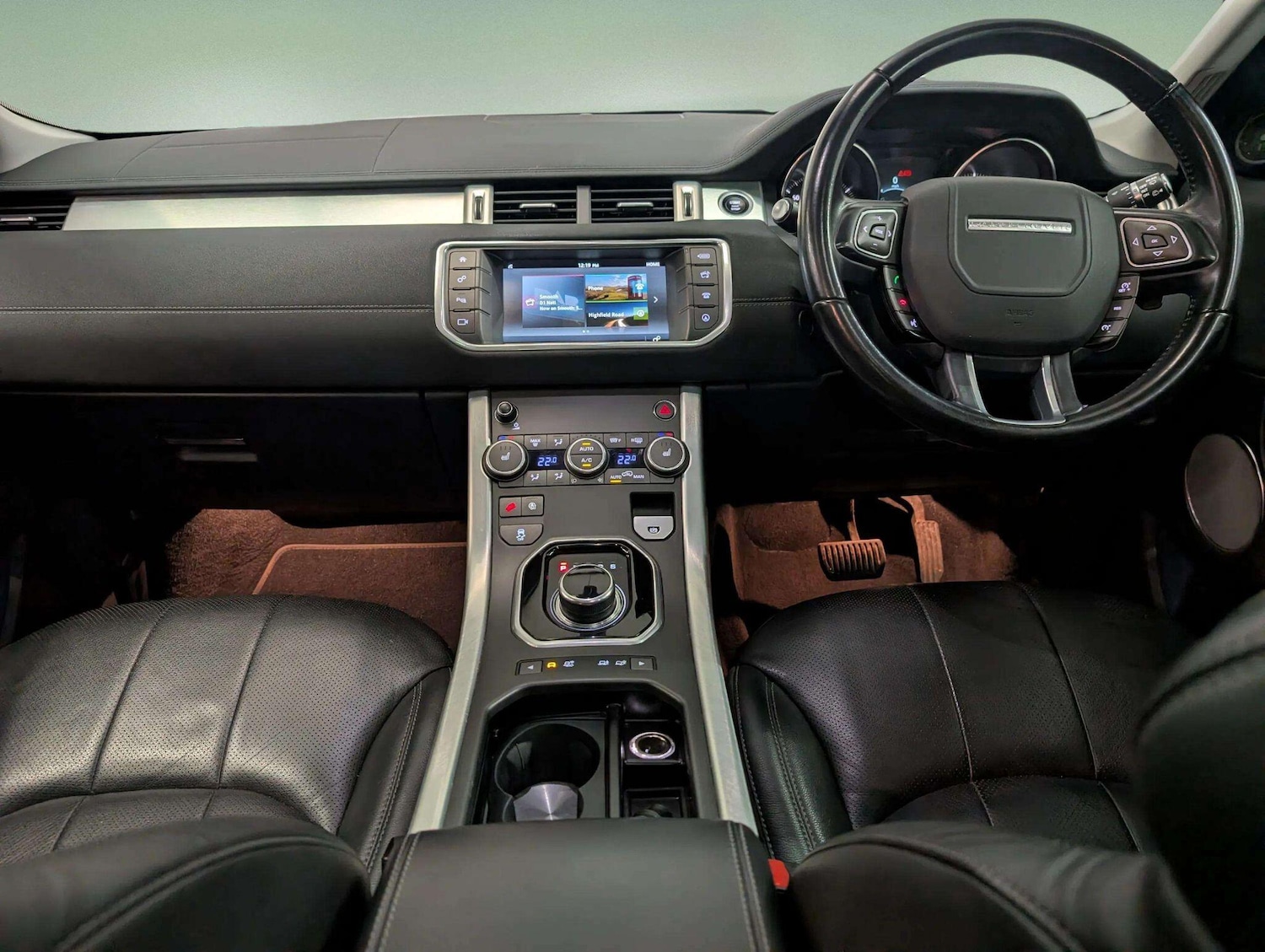 Used Land Rover Range Rover Evoque 2019 for sale - 76306761: Photo 2