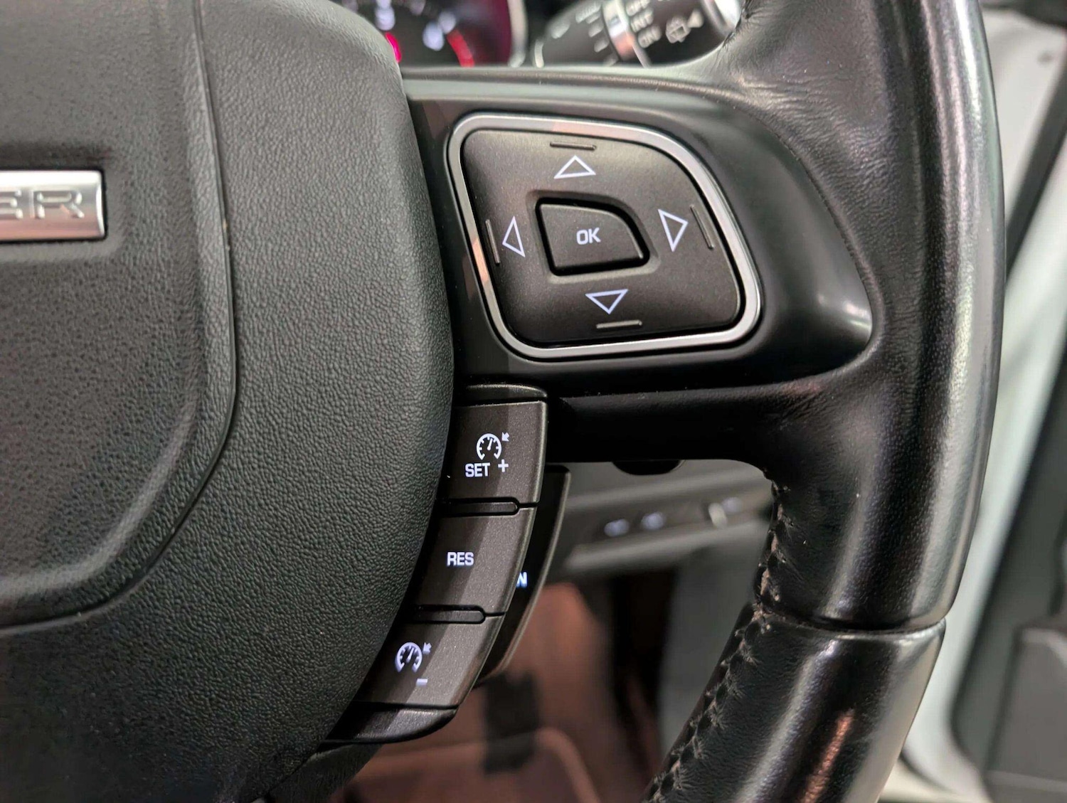 Used Land Rover Range Rover Evoque 2019 for sale - 76306761: Photo 38