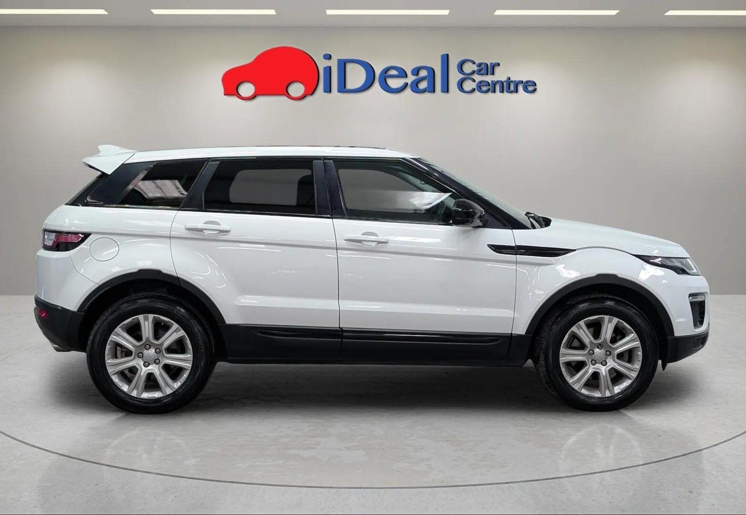 Used Land Rover Range Rover Evoque 2019 for sale - 76306761: Photo 4