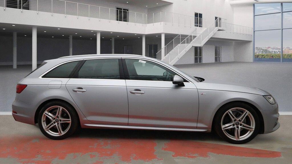 Used Audi A4 2016 for sale - 77468454: Photo 2