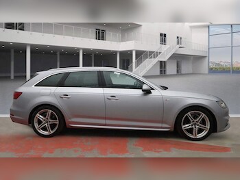 Used Audi A4 Avant 2016 for sale - 77468454: Photo