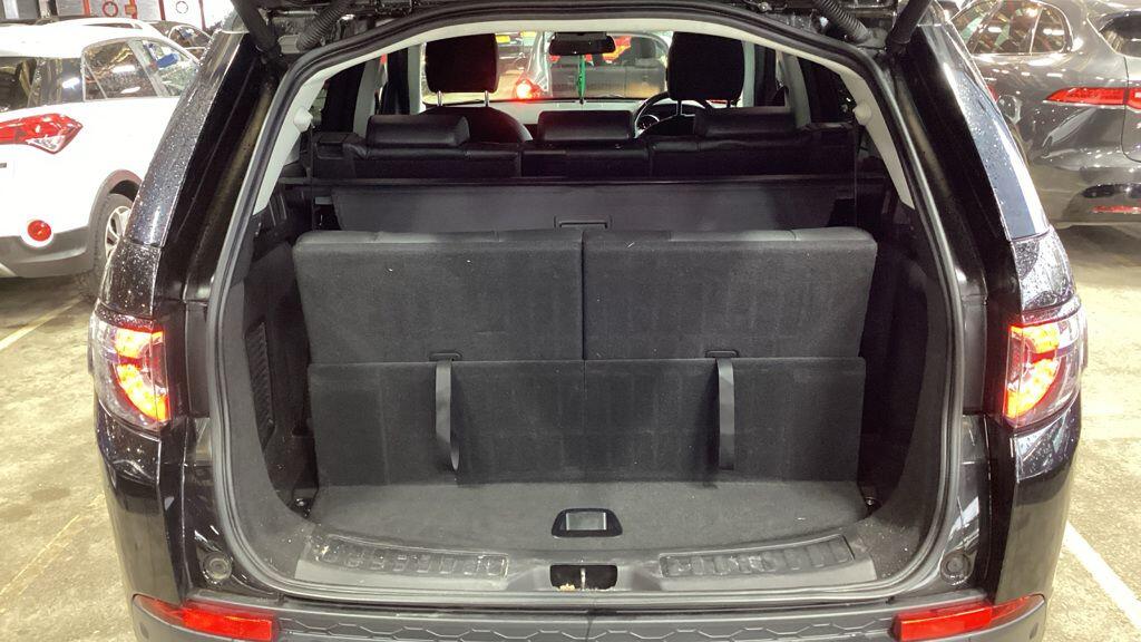 Used Land Rover Discovery Sport 2018 for sale - 77625875: Photo 11