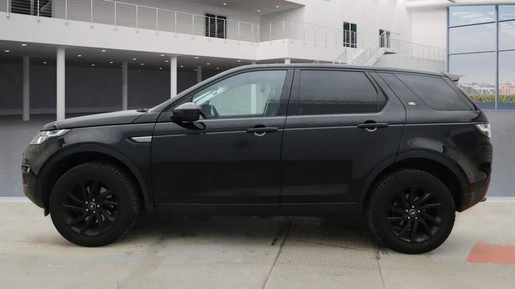 Used Land Rover Discovery Sport 2018 for sale - 77625875: Photo 5