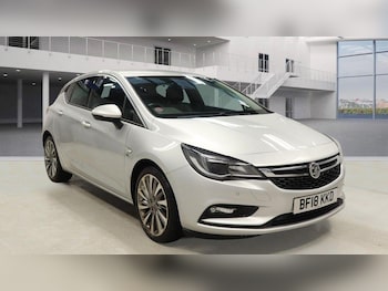 Used Vauxhall Astra 2018 for sale - 77440679: Photo