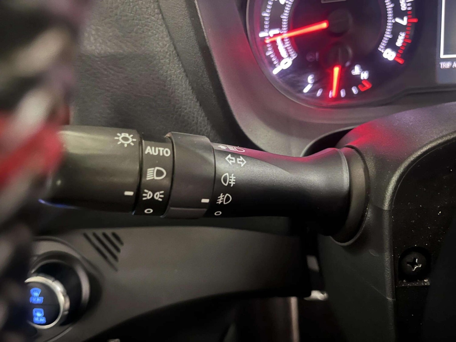 Used Toyota Yaris 2018 for sale - 76399357: Photo 35