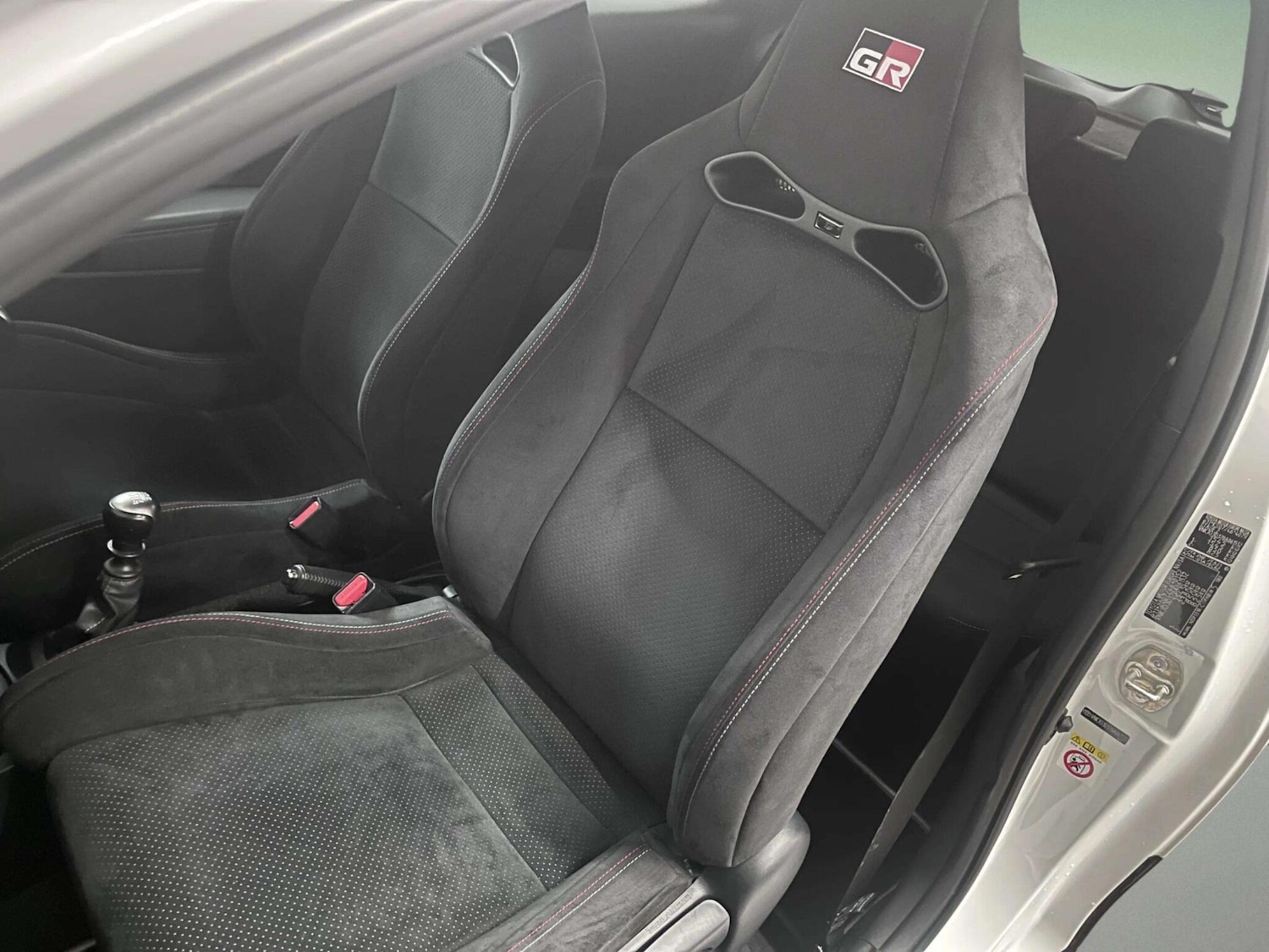 Used Toyota Yaris 2018 for sale - 76399357: Photo 41