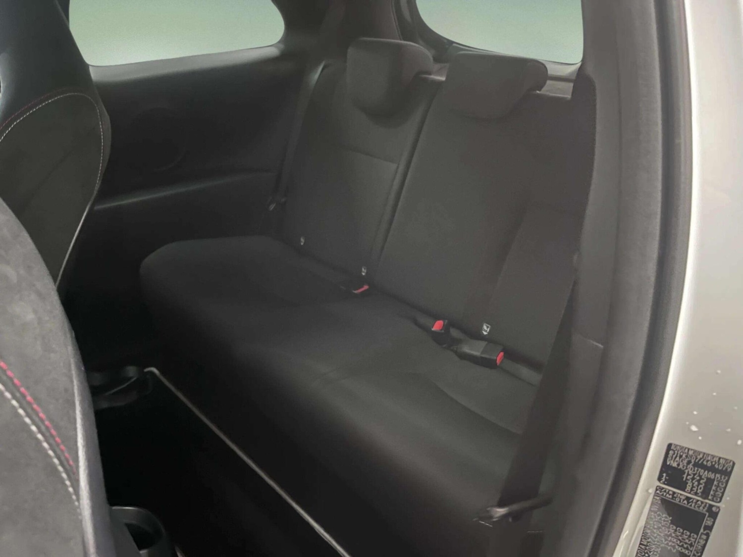 Used Toyota Yaris 2018 for sale - 76399357: Photo 44