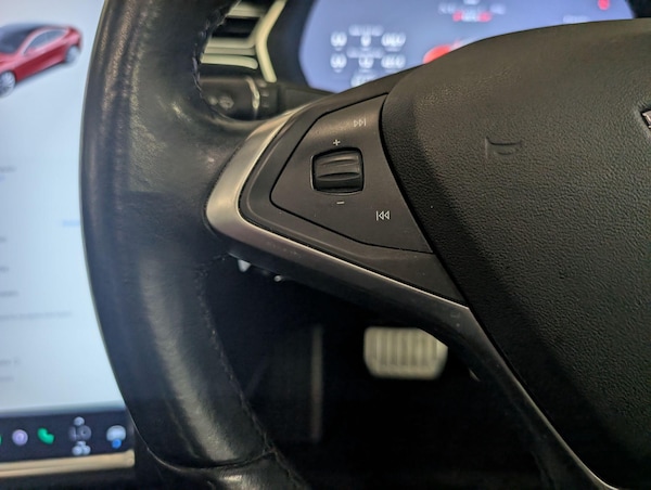 Used Tesla Model S 2016 for sale - 75658743: Photo 32