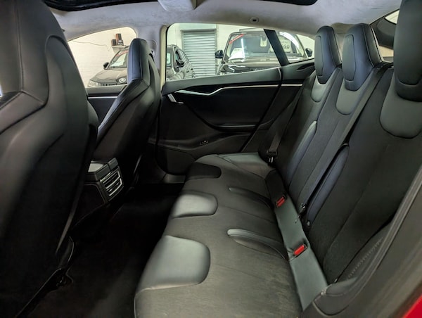 Used Tesla Model S 2016 for sale - 75658743: Photo 41