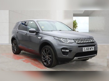 Used Land Rover Discovery Sport 2018 for sale - 78866871: Photo