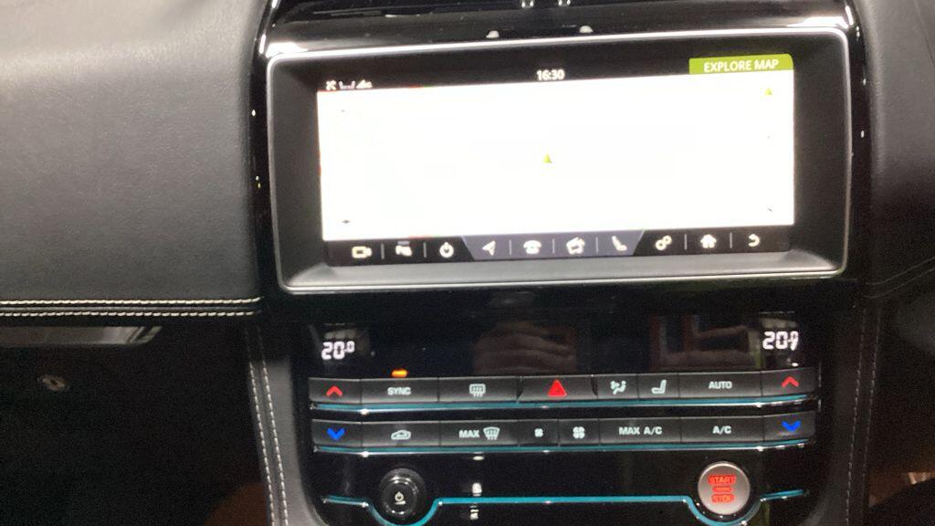 Used Jaguar F-Pace 2018 for sale - 76742921: Photo 9