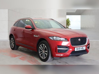 Used Jaguar F-Pace 2019 for sale - 79564565: Photo