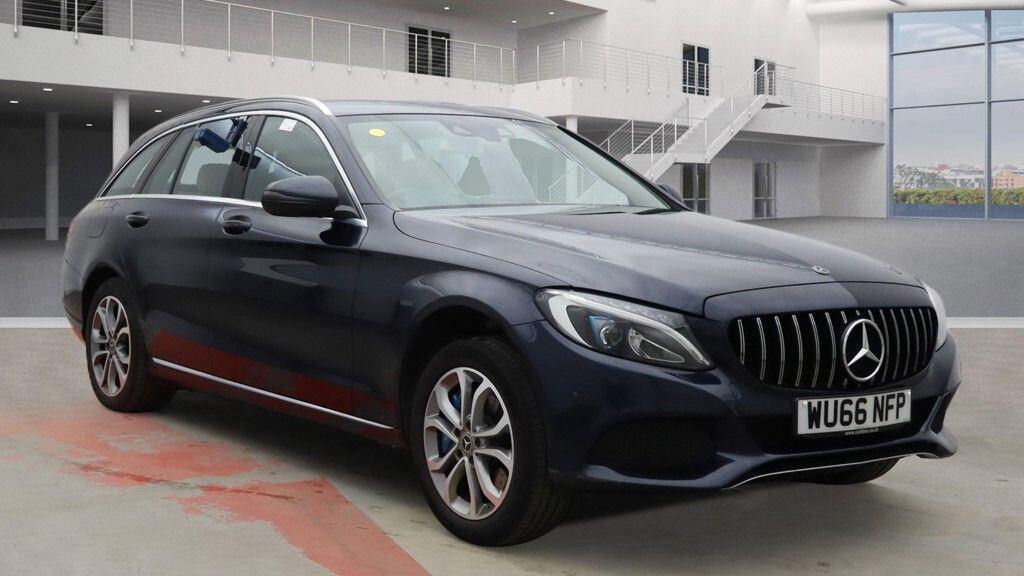Used Mercedes-Benz C Class 2016 for sale - 76936115: Photo 1