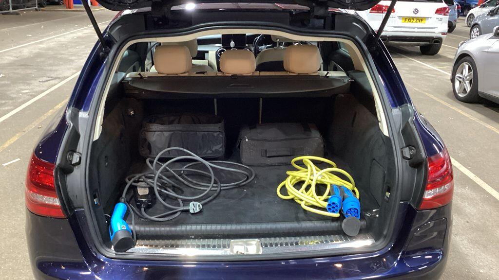 Used Mercedes-Benz C Class 2016 for sale - 76936115: Photo 11