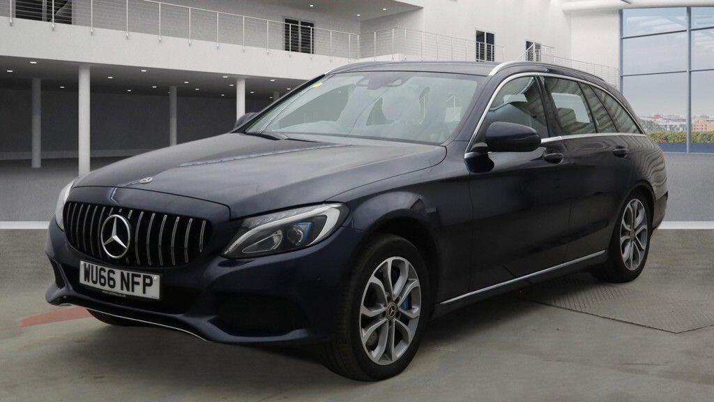 Used Mercedes-Benz C Class 2016 for sale - 76936115: Photo 4