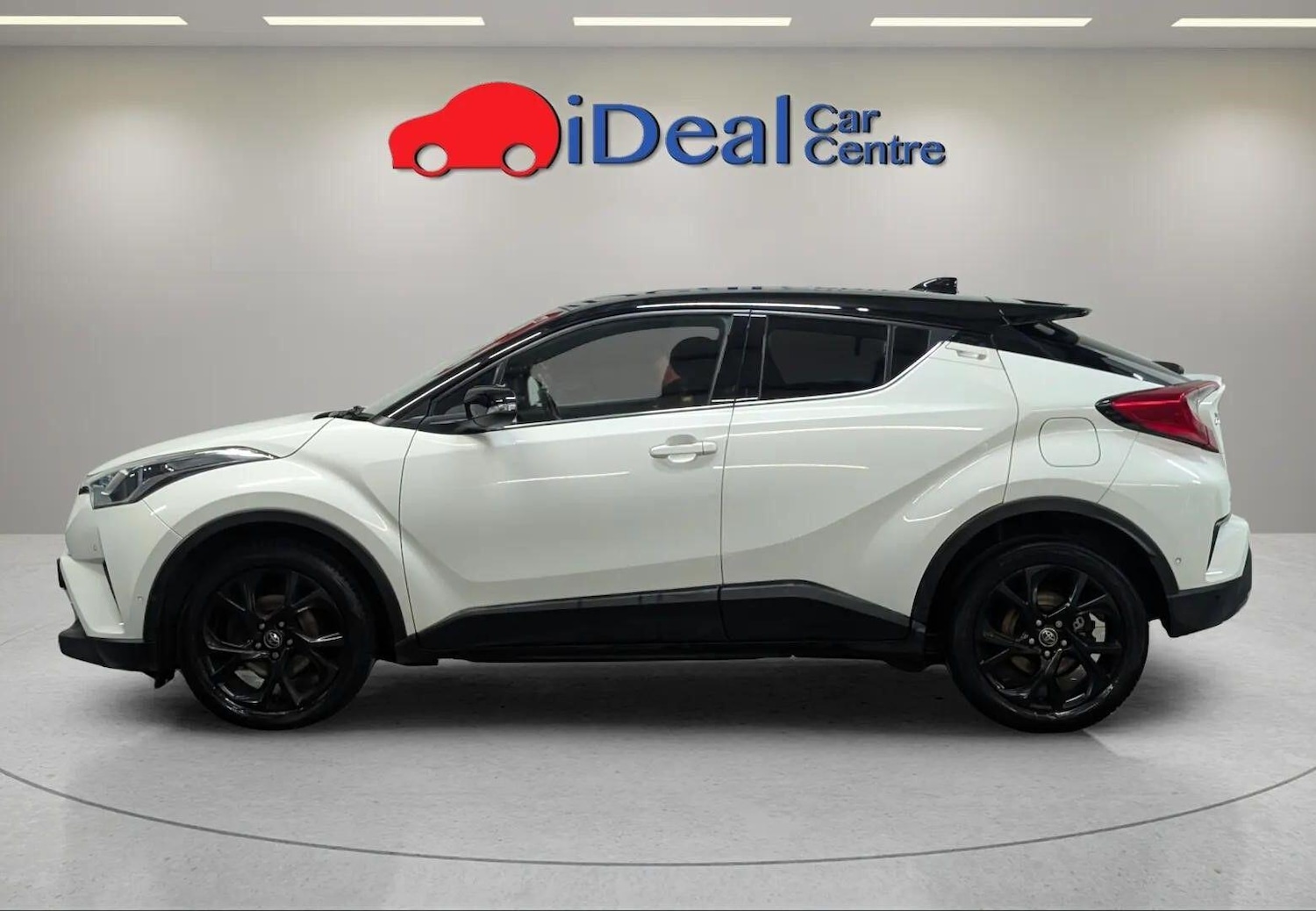 Used Toyota C-HR 2018 for sale - 76865503: Photo 11