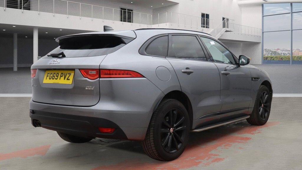 Used Jaguar F-Pace 2019 for sale - 76912934: Photo 3