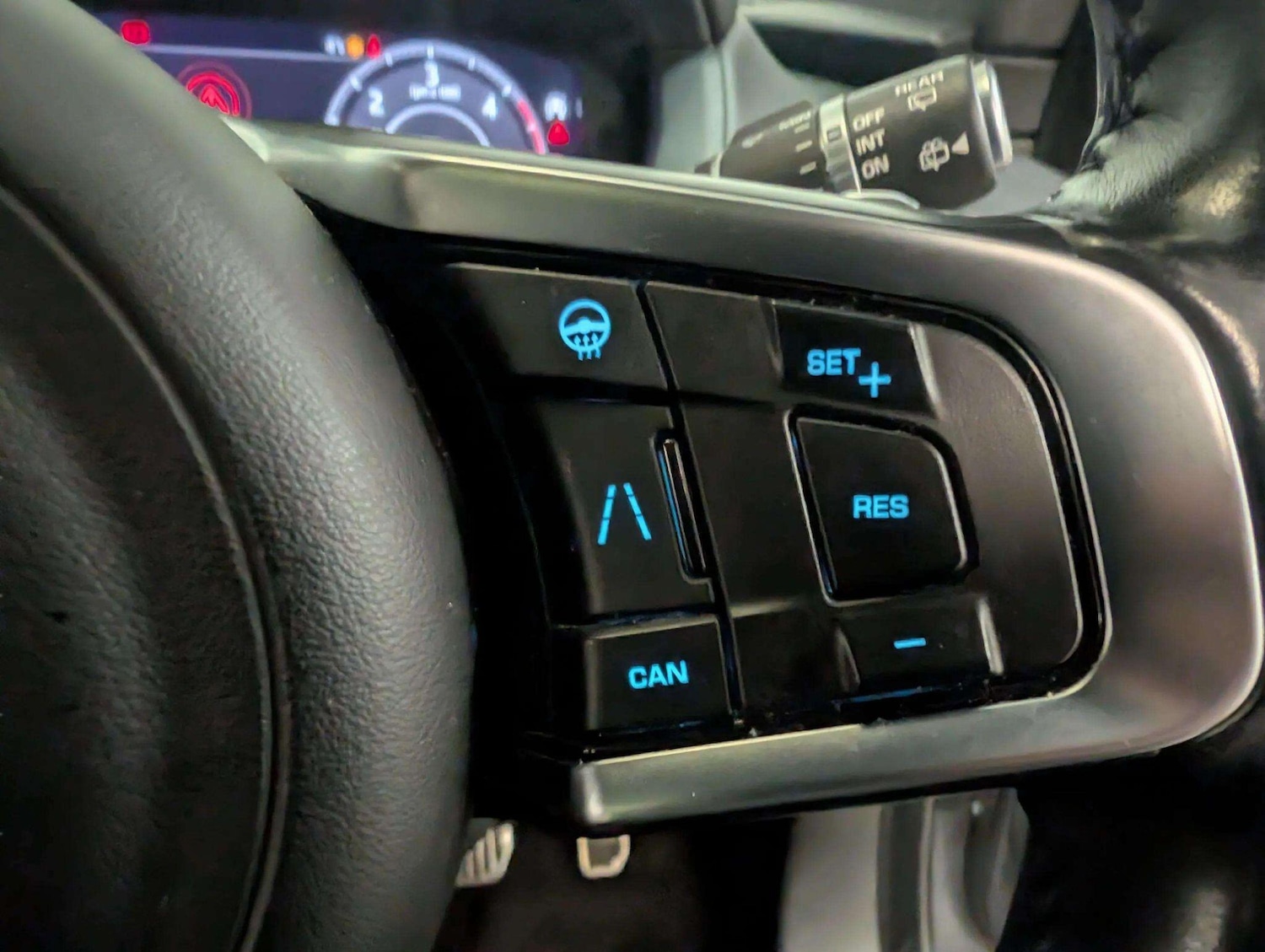 Used Jaguar F-Pace 2019 for sale - 76912934: Photo 40