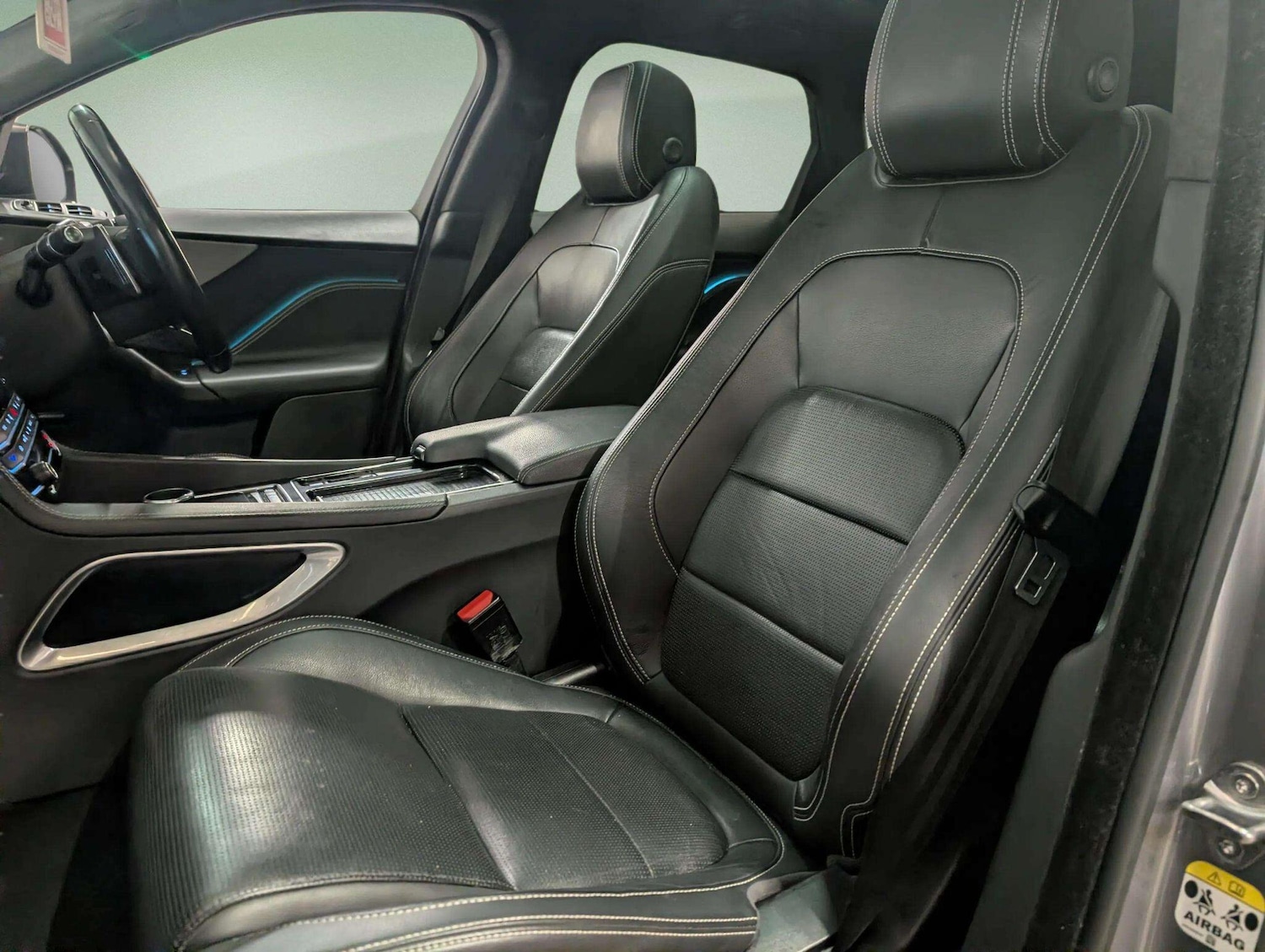 Used Jaguar F-Pace 2019 for sale - 76912934: Photo 45