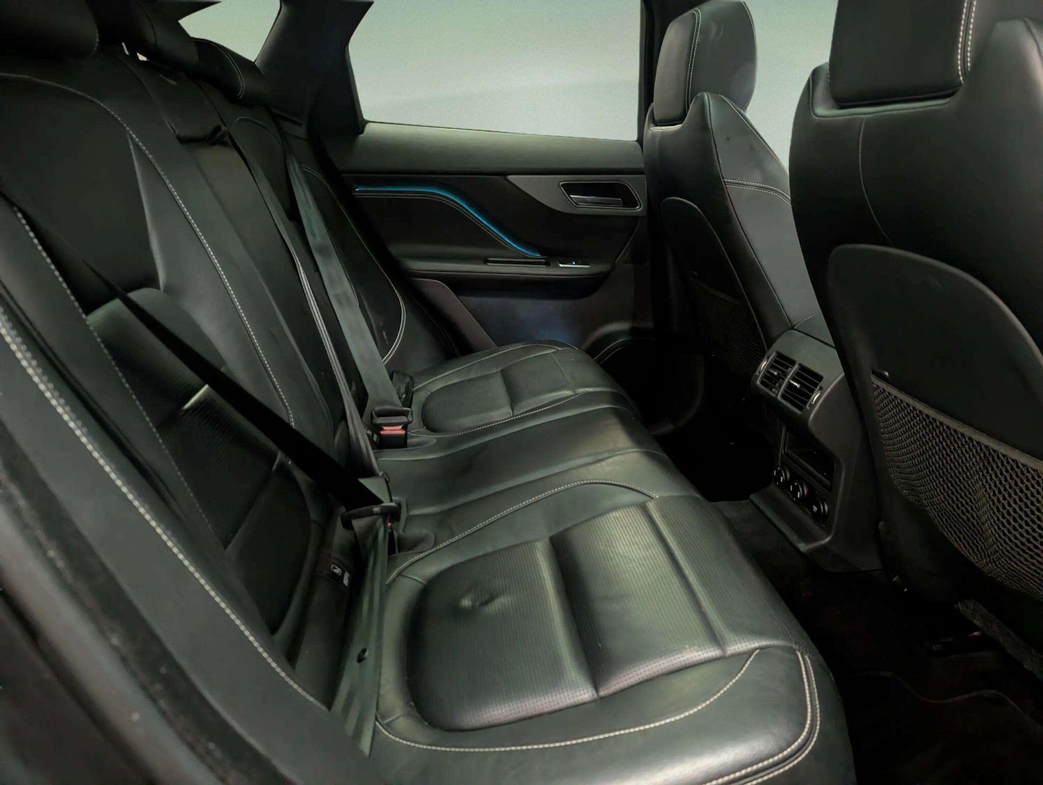 Used Jaguar F-Pace 2019 for sale - 76912934: Photo 46