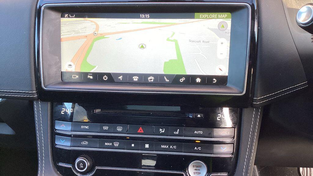 Used Jaguar F-Pace 2019 for sale - 76912934: Photo 9