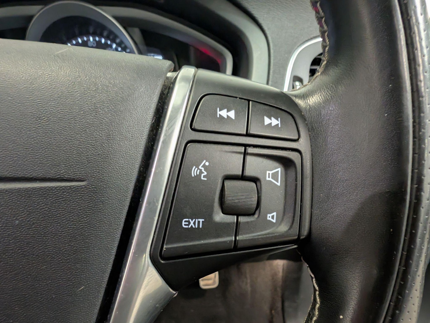 Vehicle 28
