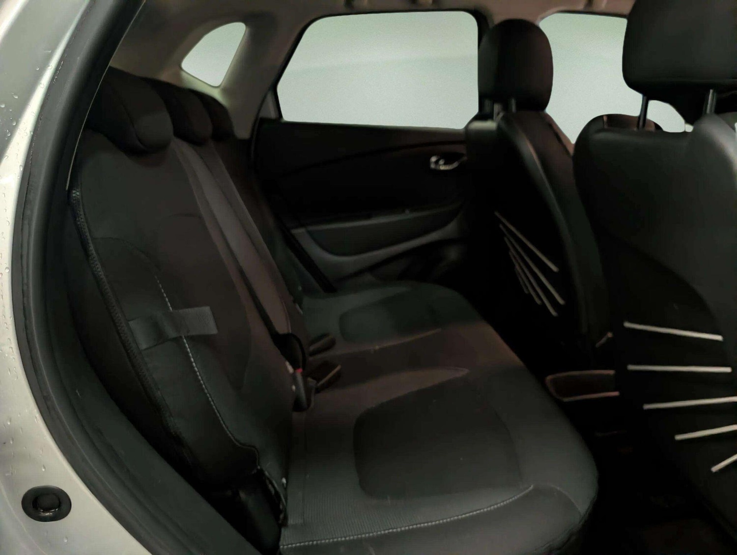 Used Renault Captur for sale - 77924847: Photo 32