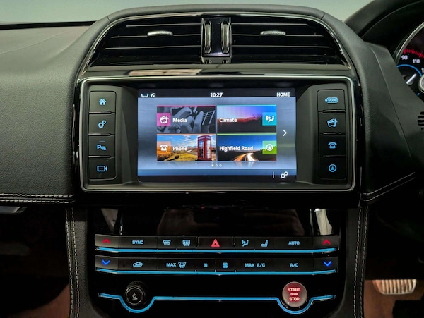 Used Jaguar F-Pace 2018 for sale - 76307198: Photo 21