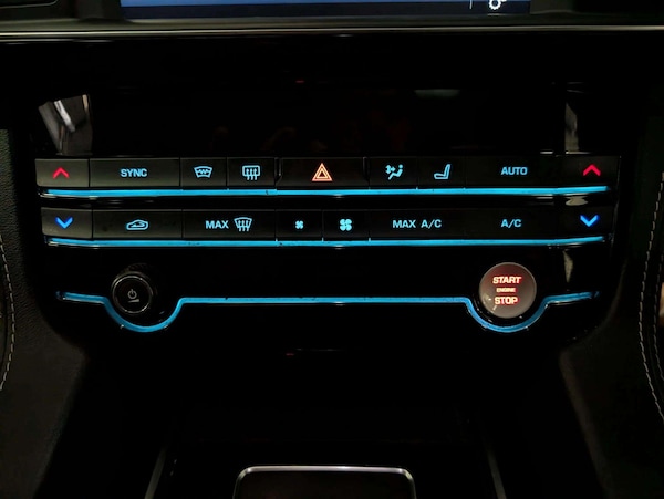 Used Jaguar F-Pace 2018 for sale - 76307198: Photo 33