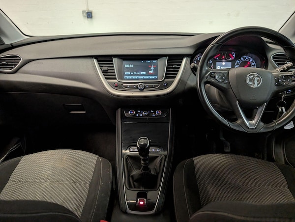Used Vauxhall Grandland X 2018 for sale - 75257571: Photo 2