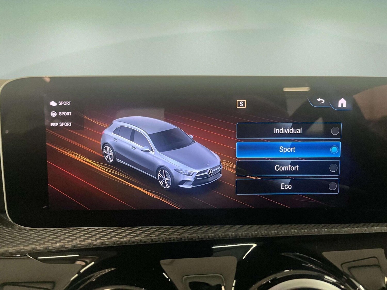 Used Mercedes-Benz A-Class 2019 for sale - 76238678: Photo 38