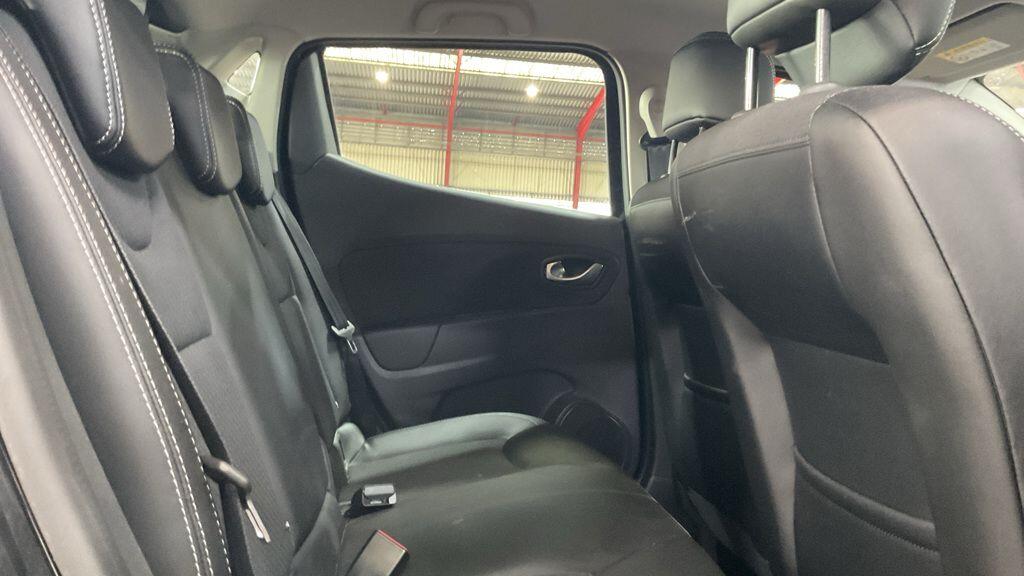 Used Renault Clio for sale - 77970189: Photo 11