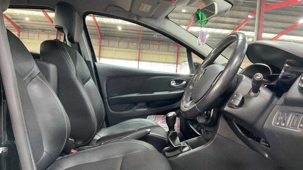 Used Renault Clio for sale - 77970189: Photo 8
