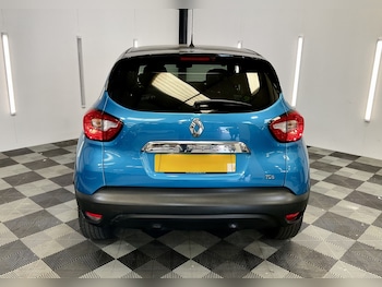 Used Renault Captur 2015 for sale - 79371993: Photo
