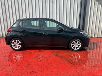 Used Peugeot 208 2016 for sale - 78082027: Photo