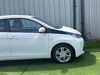 Used Toyota AYGO 2015 for sale - 78682210: Photo