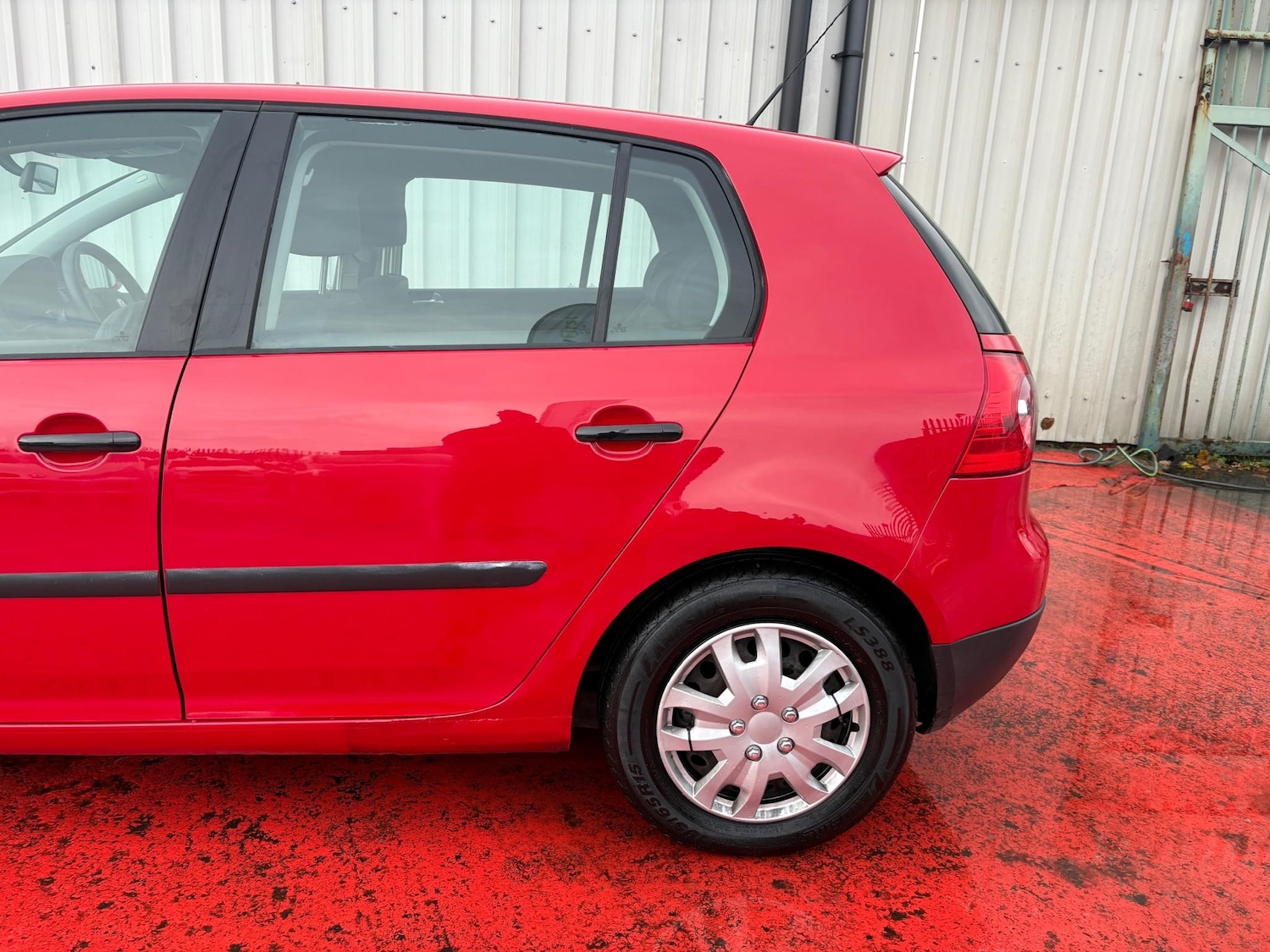 Used Volkswagen Golf 2005 for sale - 76620689: Photo 11