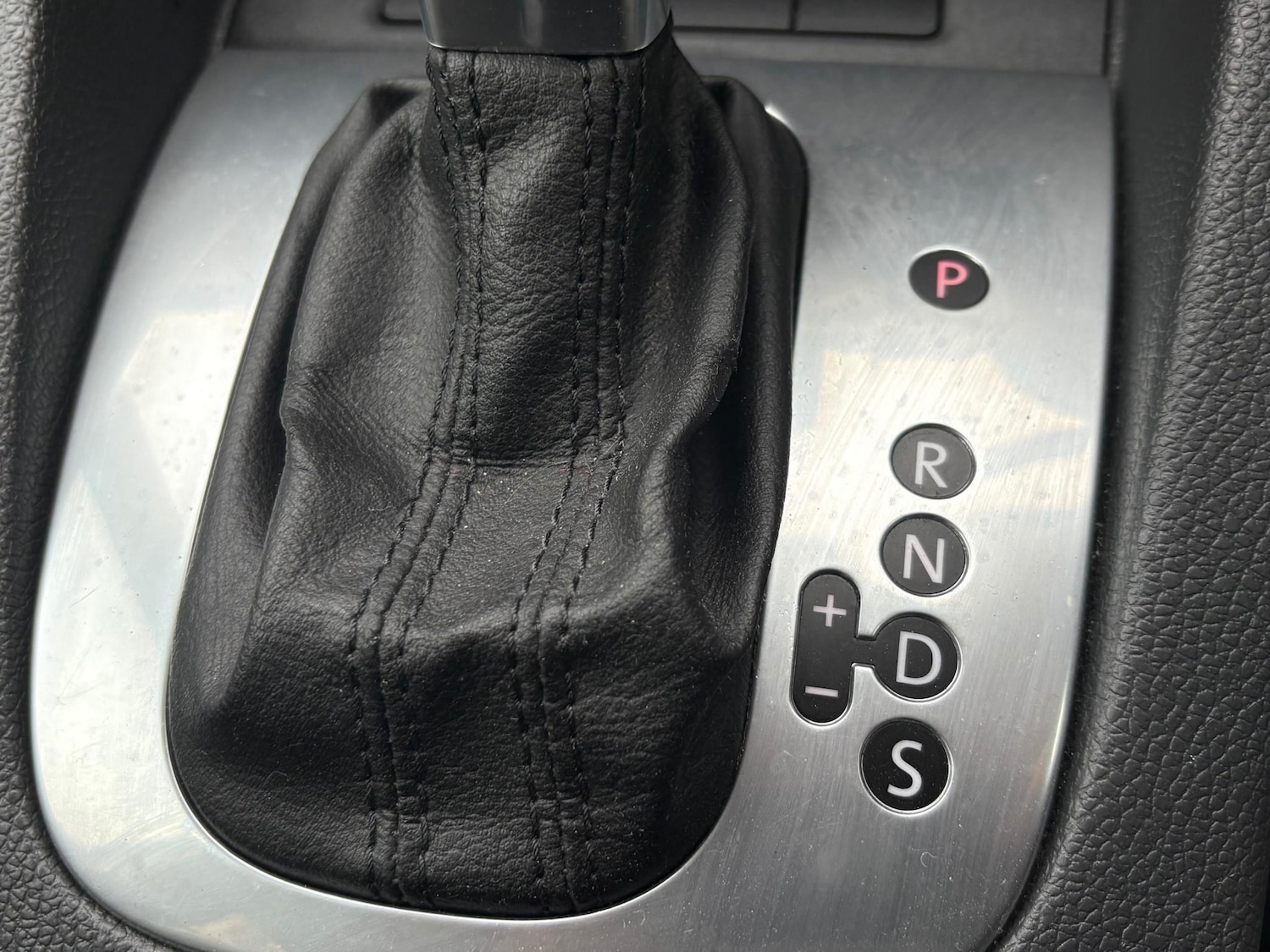 Used Volkswagen Golf 2005 for sale - 76620689: Photo 27