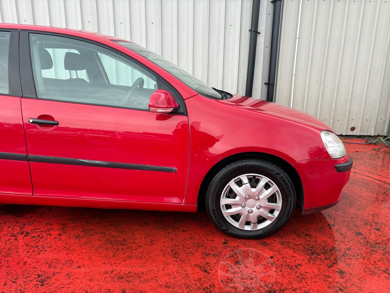 Used Volkswagen Golf 2005 for sale - 76620689: Photo 4