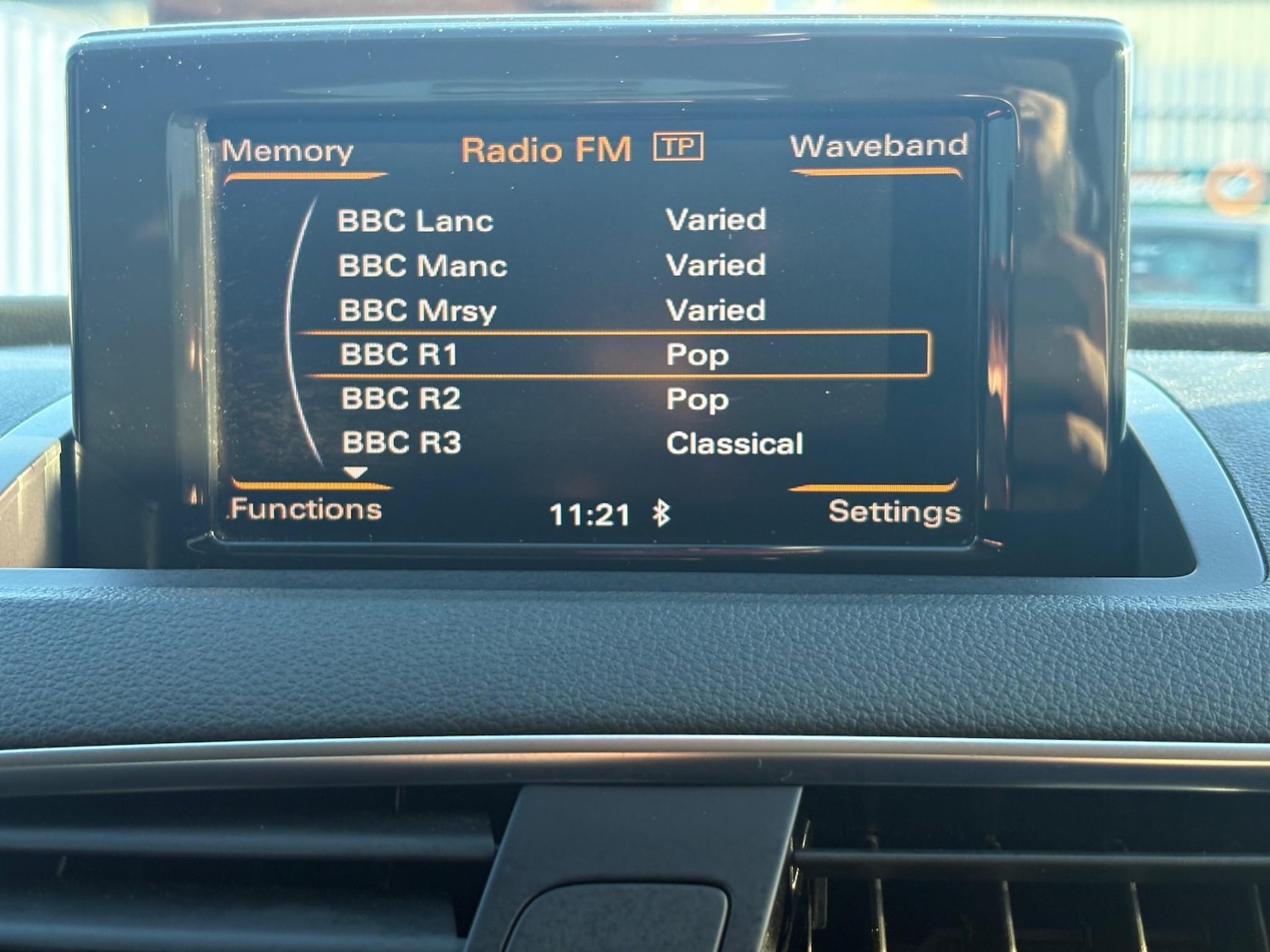 Used Audi Q3 2012 for sale - 76641440: Photo 18