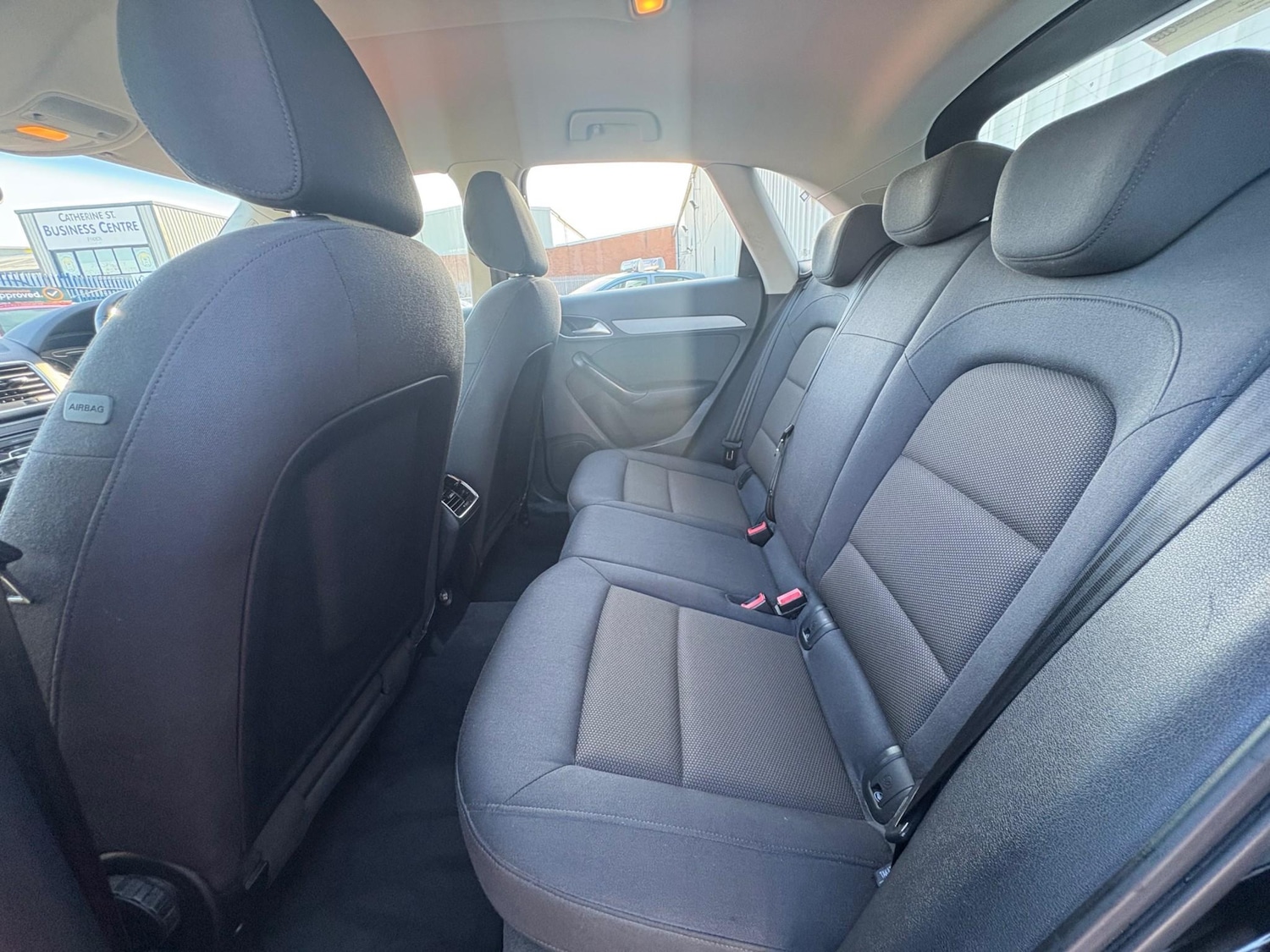 Used Audi Q3 2012 for sale - 76641440: Photo 33