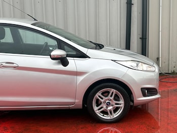 Used Ford Fiesta 2013 for sale - 77641734: Photo
