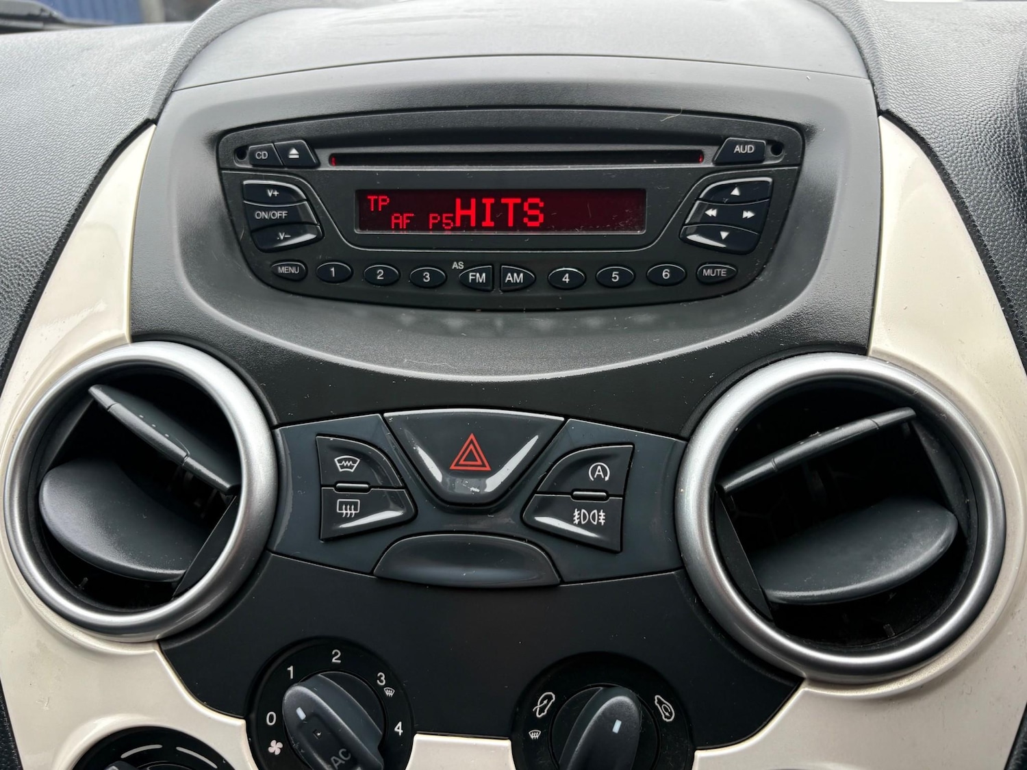 Used Ford Ka 2013 for sale - 77100784: Photo 18