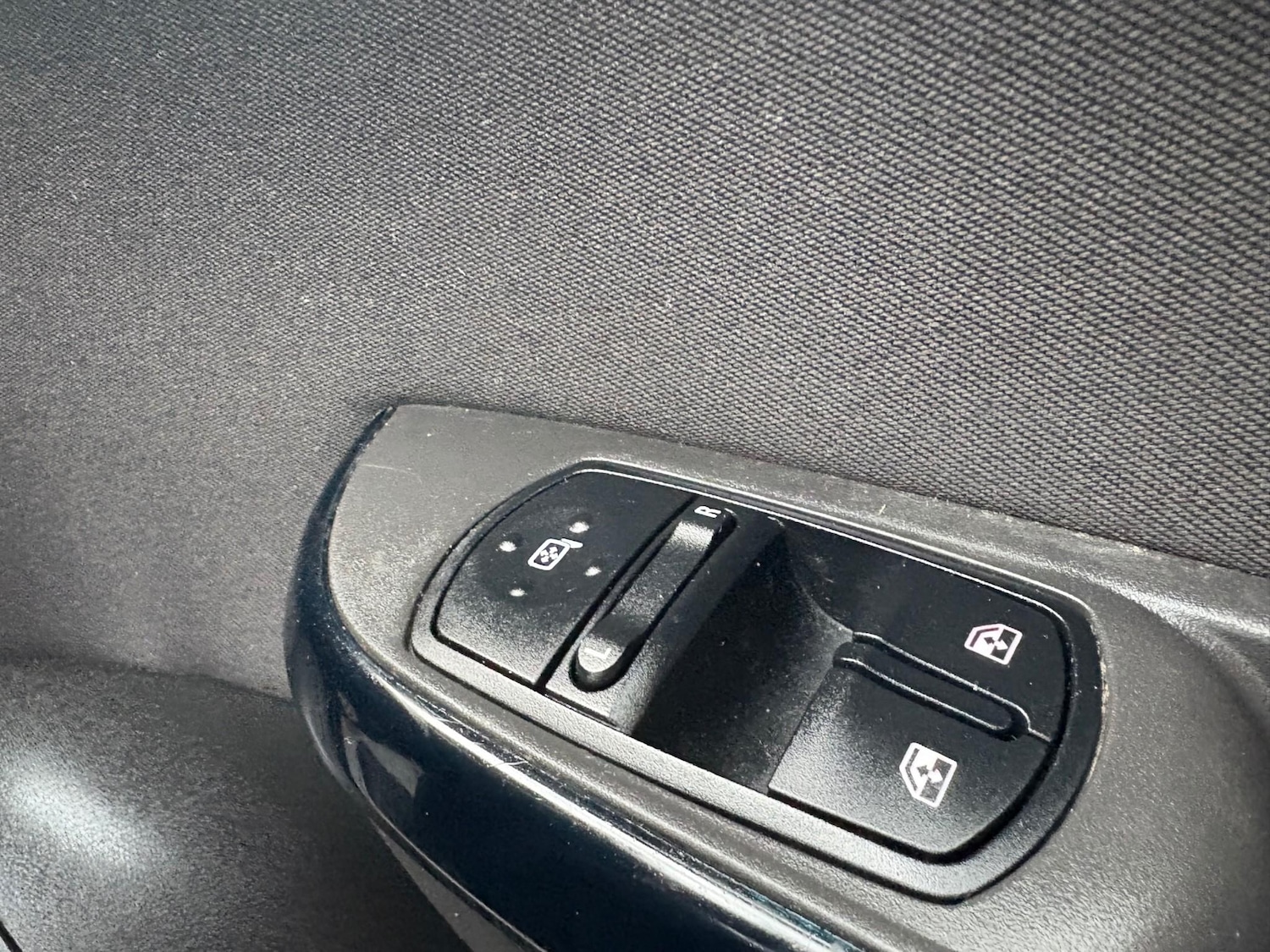 Used Vauxhall Corsa 2015 for sale - 76767423: Photo 26