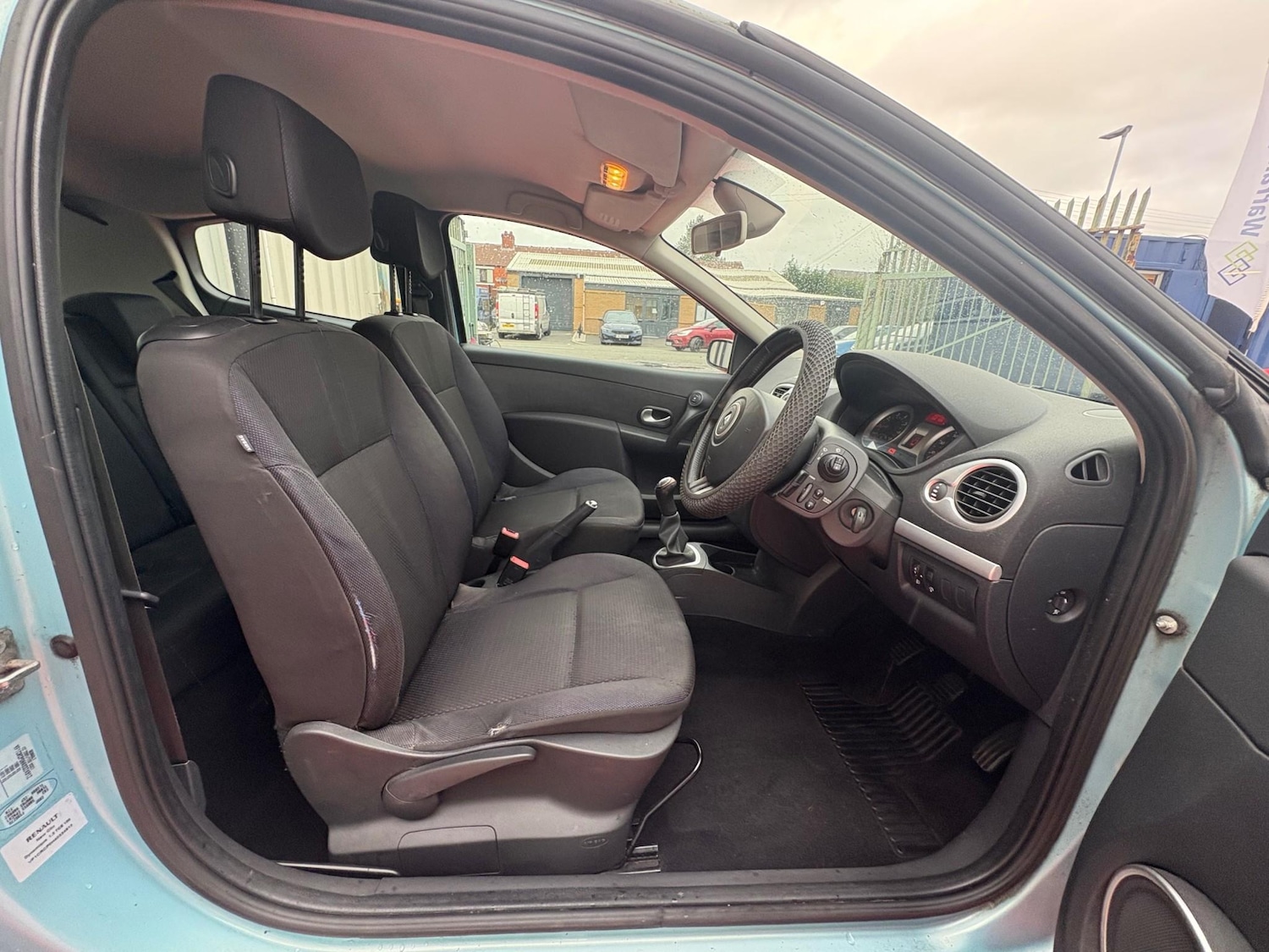 Used Renault Clio 2008 for sale - 76739194: Photo 18