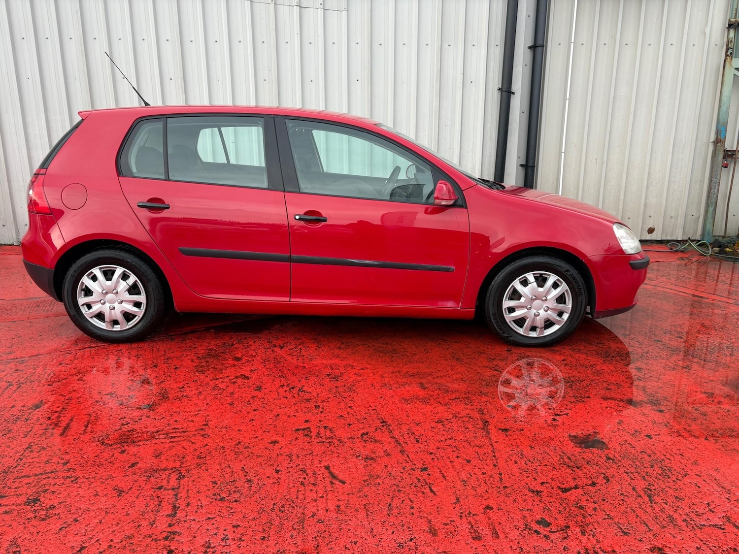 Used Volkswagen Golf 2005 for sale - 77620312: Photo 3