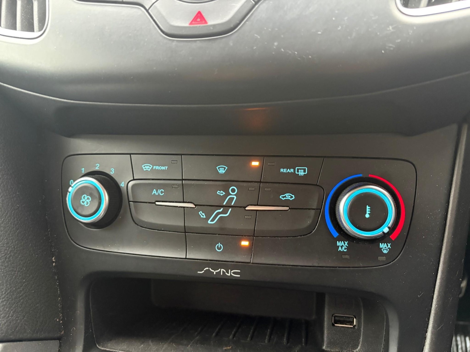 Used Ford Focus 2015 for sale - 76647053: Photo 25