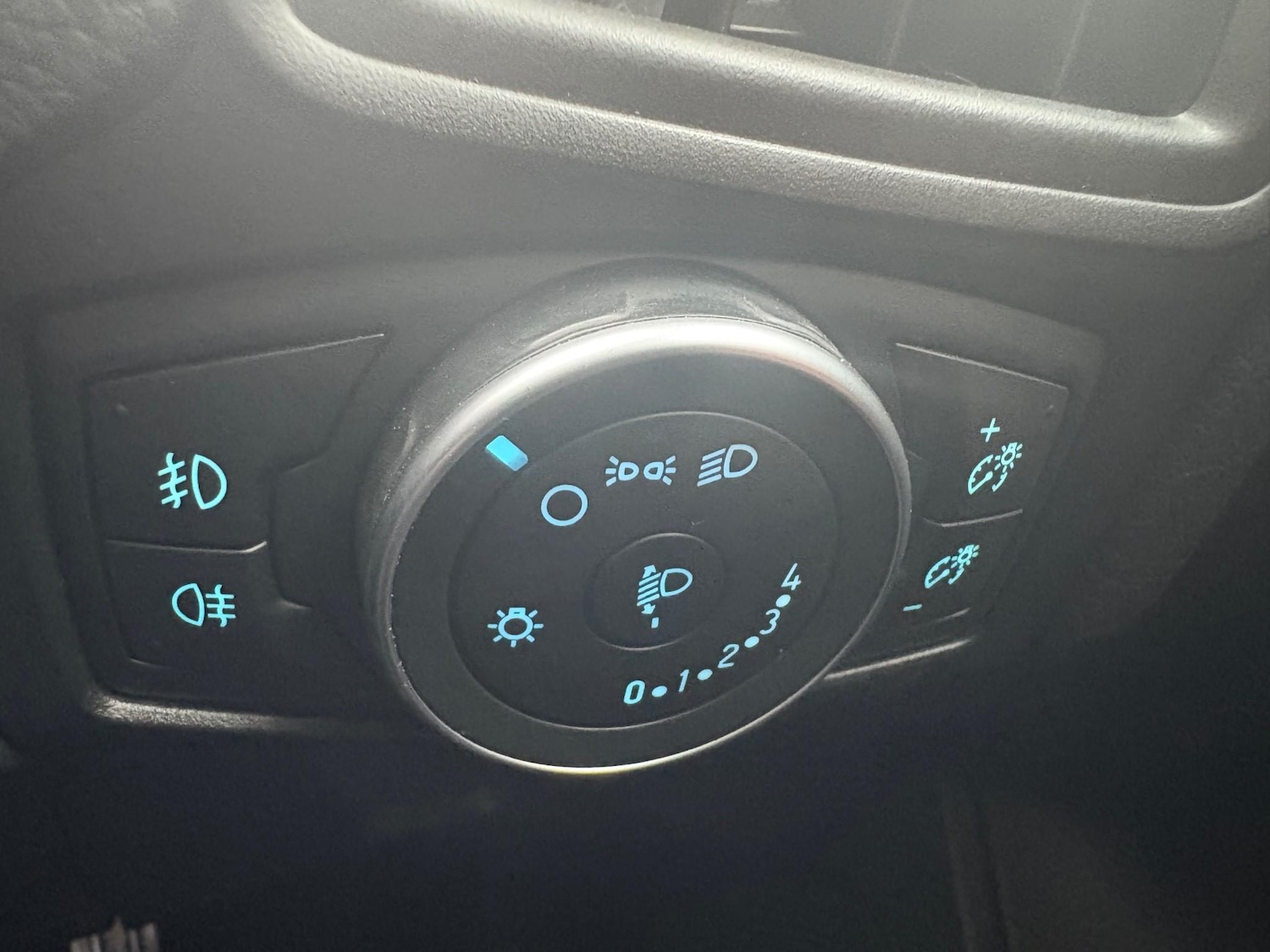 Used Ford Focus 2015 for sale - 76647053: Photo 30