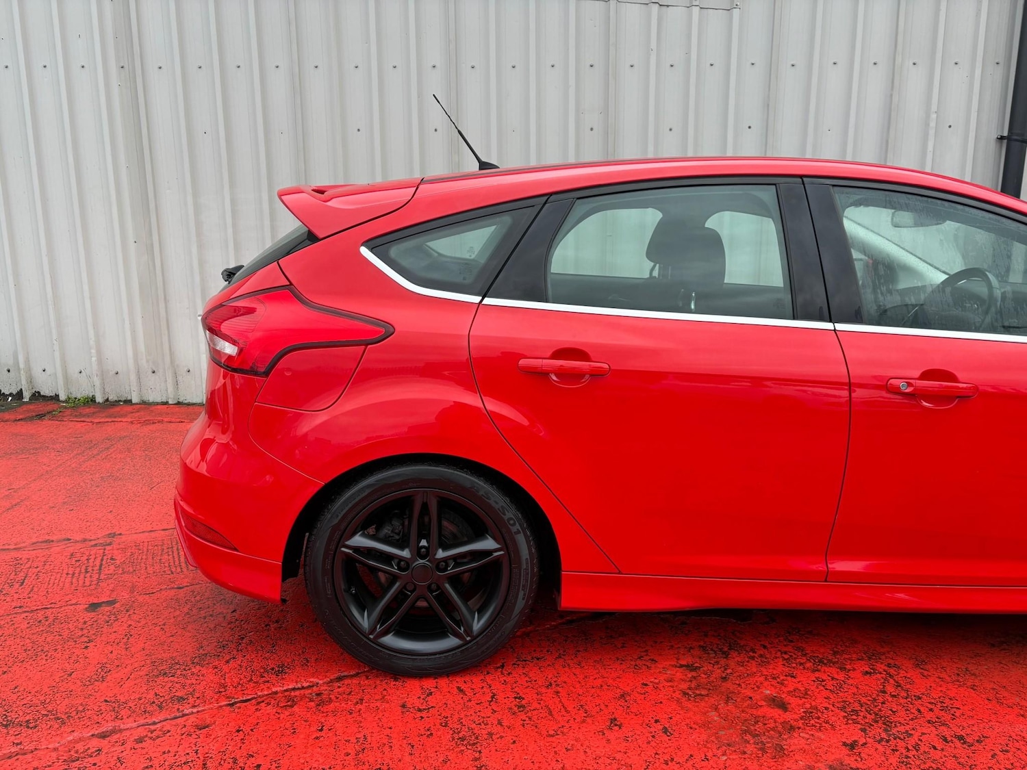Used Ford Focus 2015 for sale - 76647053: Photo 9